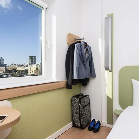 Ibis Budget Leeds Centre Crown Point Road