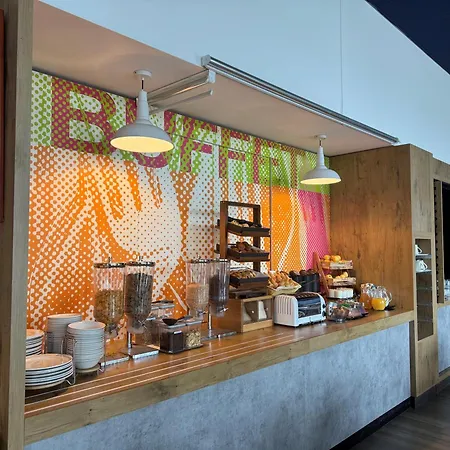 Ibis Budget Centre Crown Point Road מלון לידס