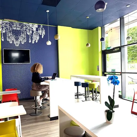 מלון Ibis Budget Centre Crown Point Road