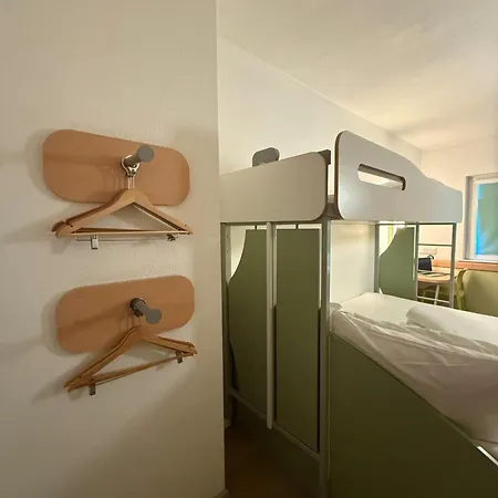 Ibis Budget Centre Crown Point Road מלון 2*