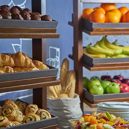 Ibis Budget Centre Crown Point Road 2*