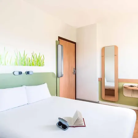 Hotel Ibis Budget Centre Royal Armouries Museum Leeds (West Yorkshire)