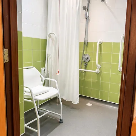 Hotel Ibis Budget Centre Royal Armouries Museum 2*