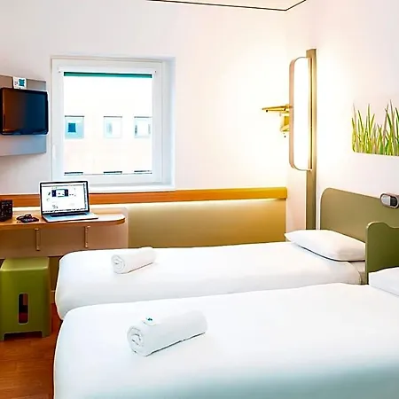 Ibis Budget Centre Royal Armouries Museum 2*