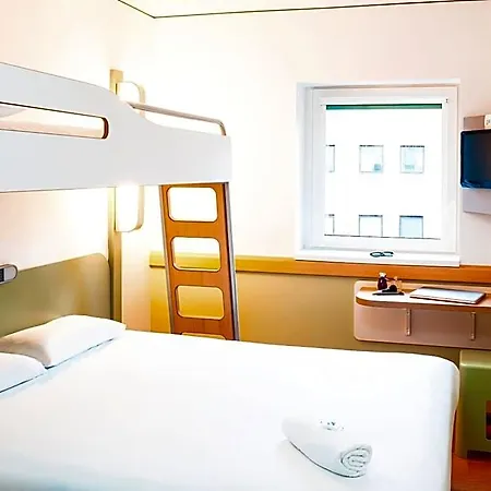 Ibis Budget Centre Royal Armouries Museum Hotel 2*