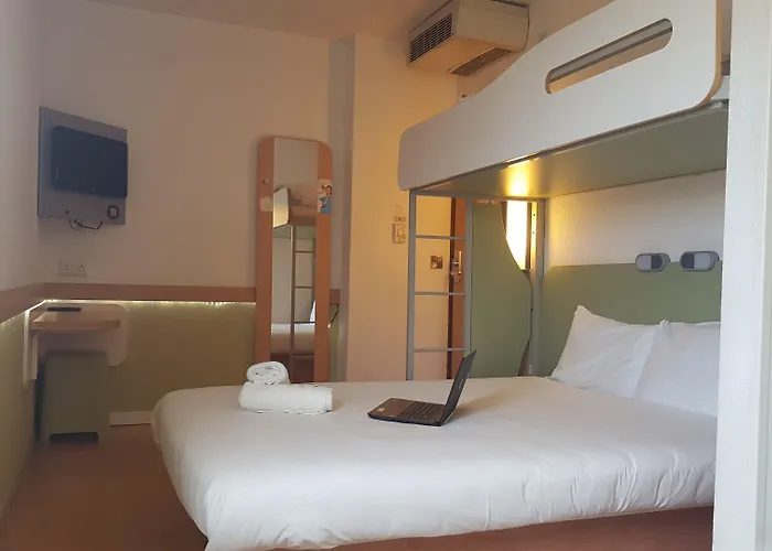 Ibis Budget Centre Royal Armouries Museum 2* 利兹