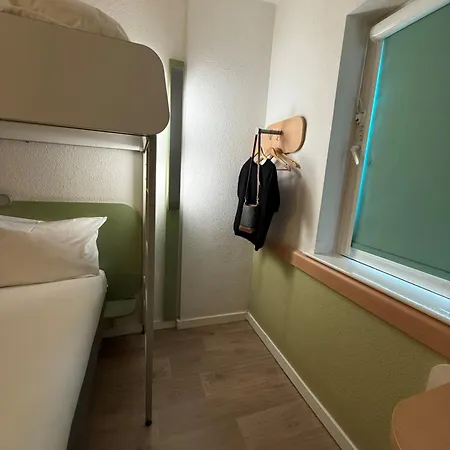 Ibis Budget Centre Crown Point Road