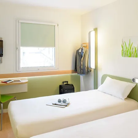 Ibis Budget Centre Royal Armouries Museum 2*