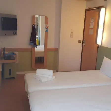 Szálloda Ibis Budget Centre Crown Point Road 2*