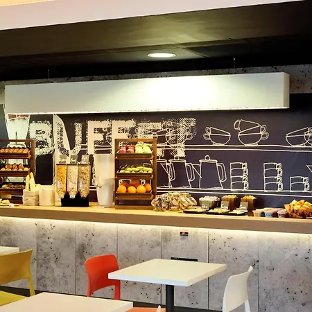 Ibis Budget Centre Crown Point Road Szálloda 2*