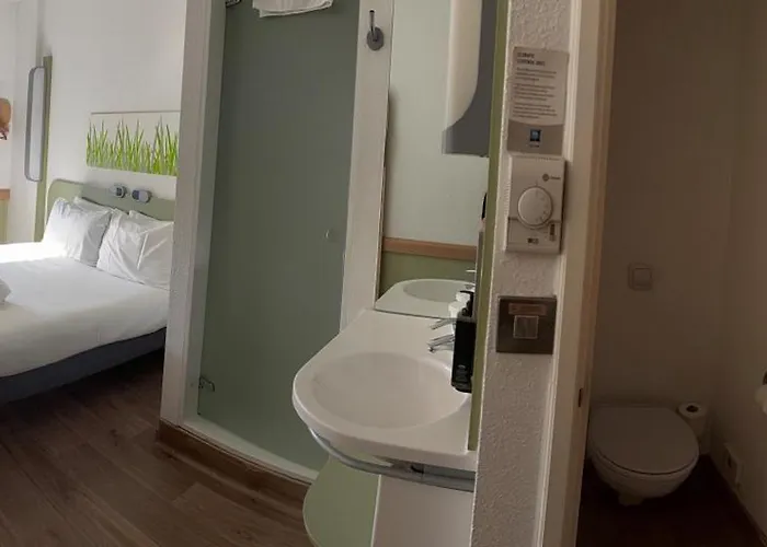 Ibis Budget Centre Royal Armouries Museum 2*